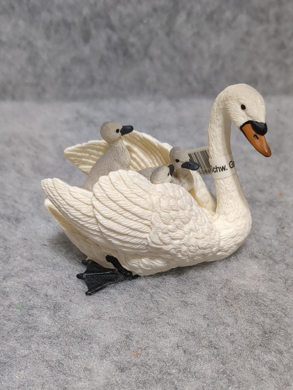 Schleich White Swan with Baby Cygnets Bird Figurine Toy 2.5" D-73527